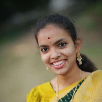 Basava Sirisha Naga Durga, a student of Ekam IAS Academy, gave a testimonial.